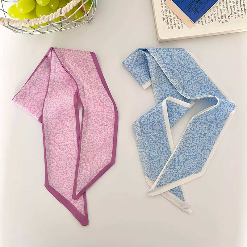 ผ้าพันคอซาตินลายดอกไม้เรขาคณิต - Ascot Neck Scarf บทวิจารณ์และราคา