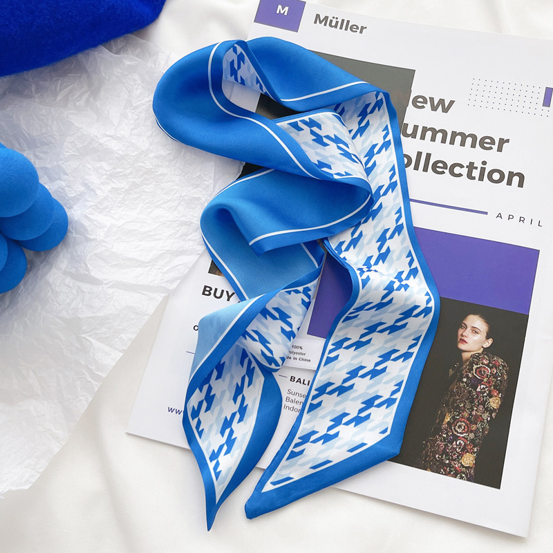 ผ้าพันคอไหมสีน้ำเงินไคลน์ ลายต - Ascot Neck Scarf บทวิจารณ์และราคา